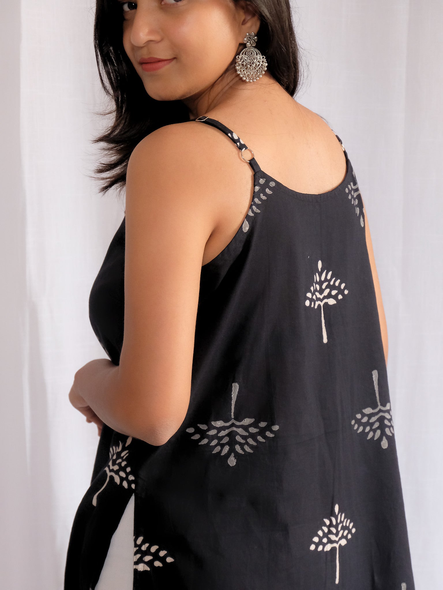 Ira Black Long Floral Block Print Cotton Kurti with Chuppi