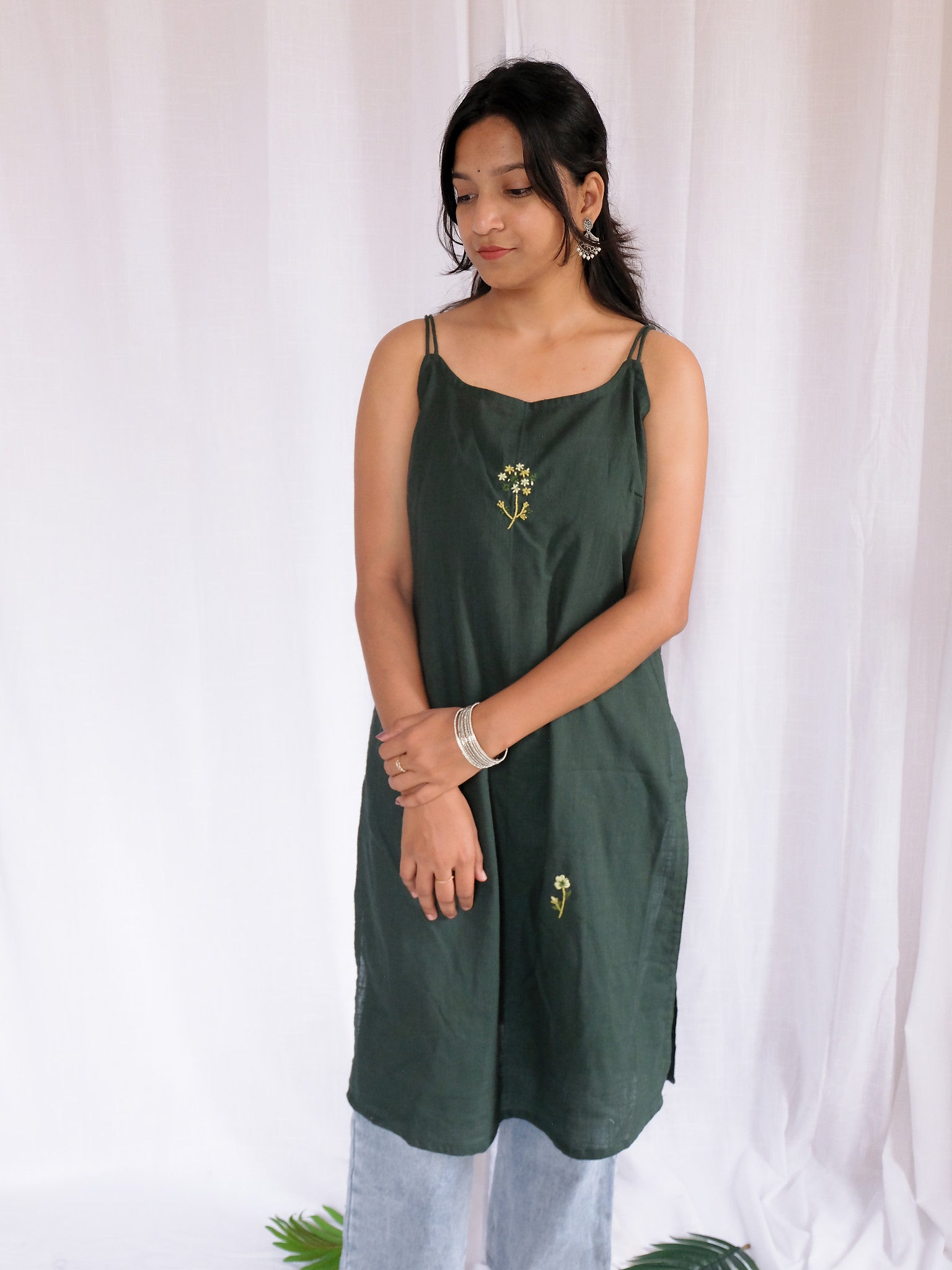 Ruhi Green Long Embroidered Cotton Kurti with Chuppi