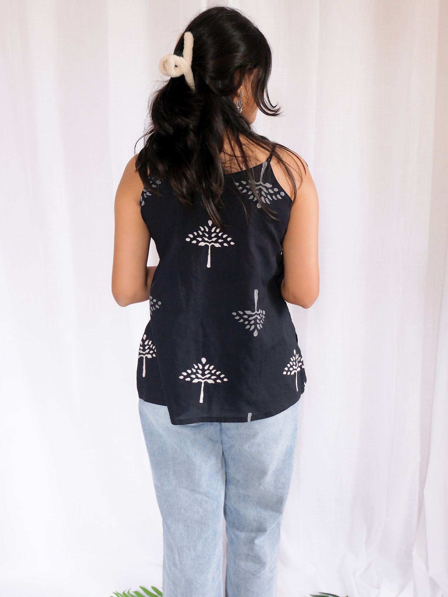 Anvi Black Floral Block Print Cotton Noodle-Strap Kurti with Chuppi