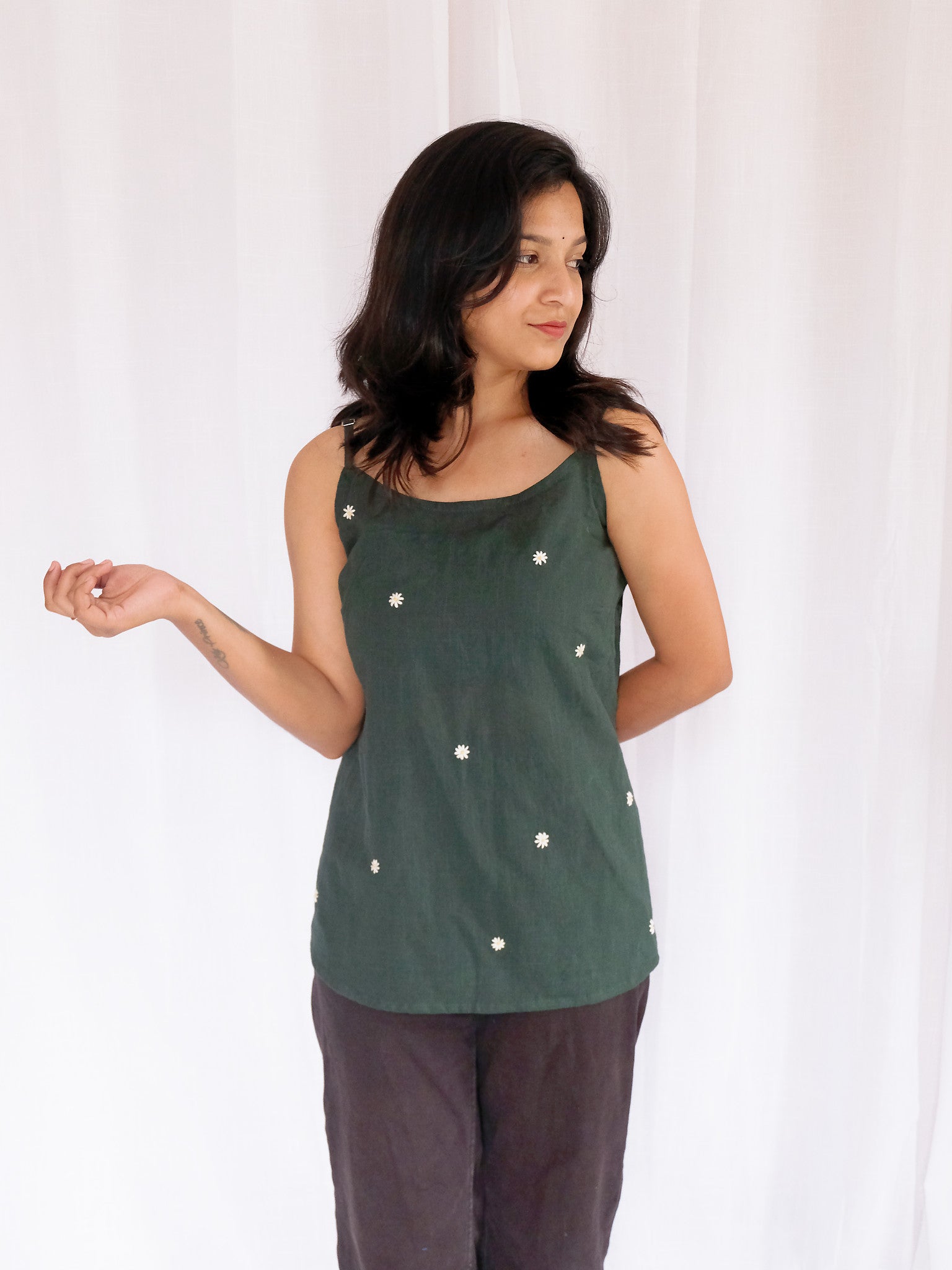 Thea Green Hand Embroidered Cotton Sleeveless Kurti with Chuppi