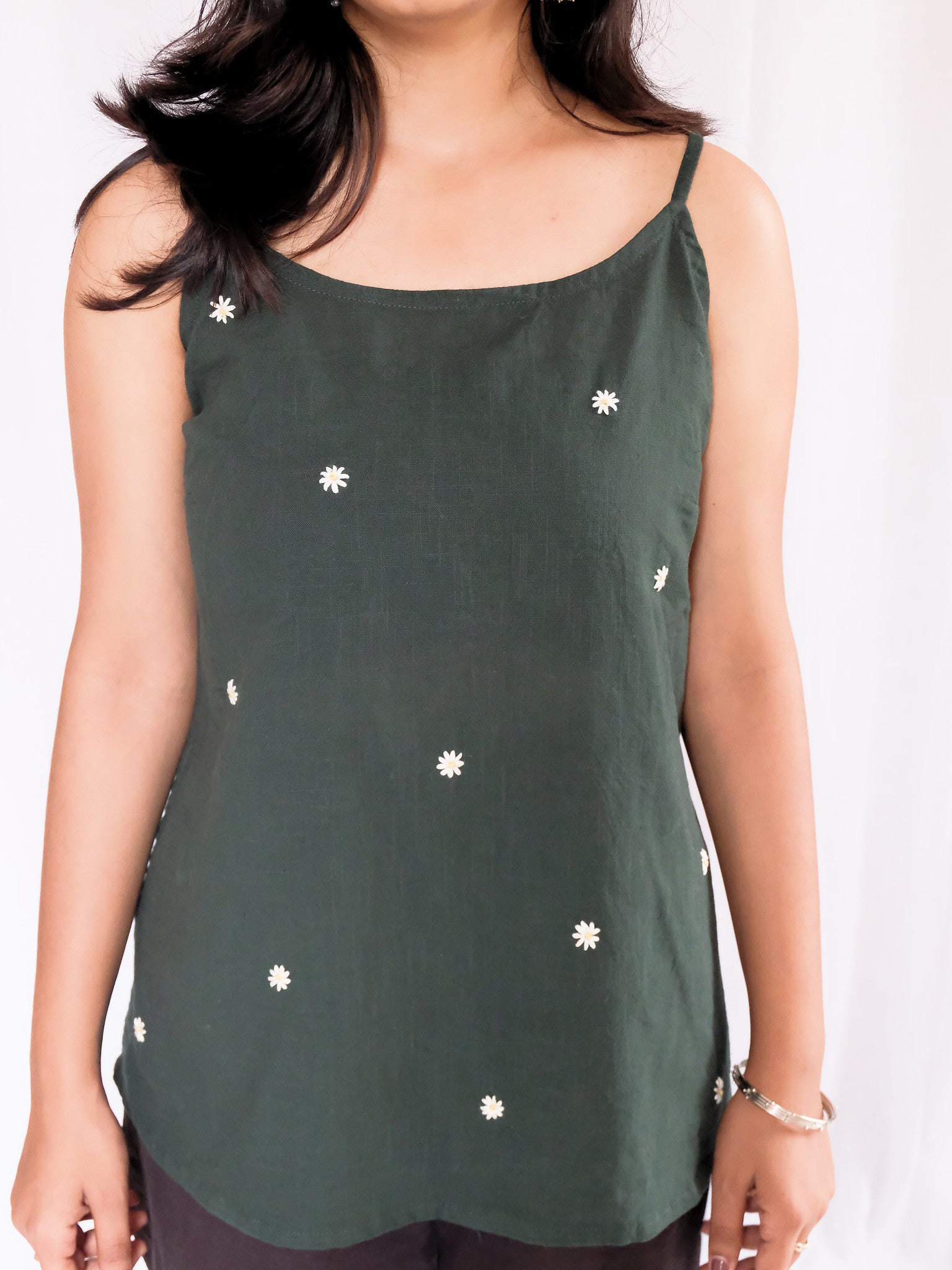 Thea Green Hand Embroidered Cotton Sleeveless Kurti with Chuppi